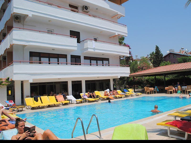 Beyaz Saray Hotel Side Bagian luar foto