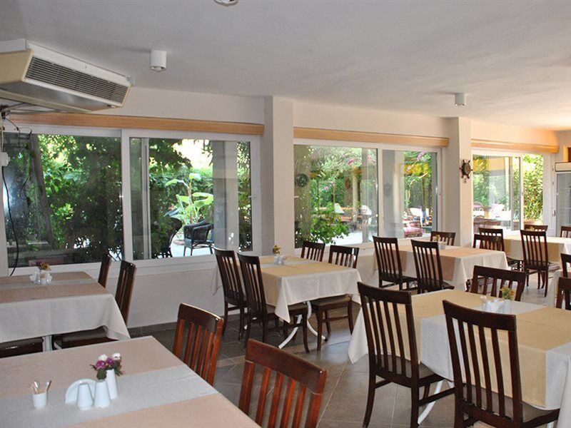 Beyaz Saray Hotel Side Bagian luar foto